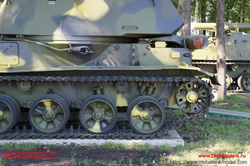 模型网评测号手135苏联2s3152mm自行火炮后期型05567封绘及简介