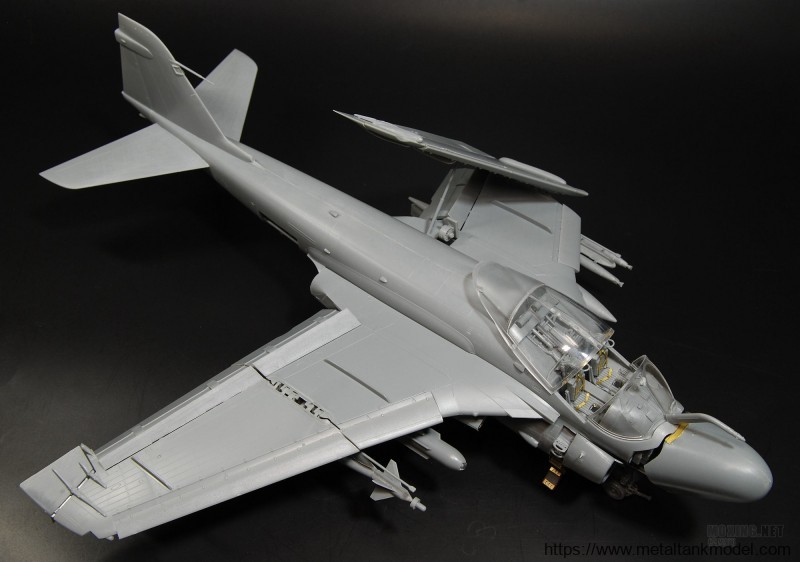 [坦克模型评测]hobbyboss-1/48美国a-6e"入侵者"攻击机(81709)-实机